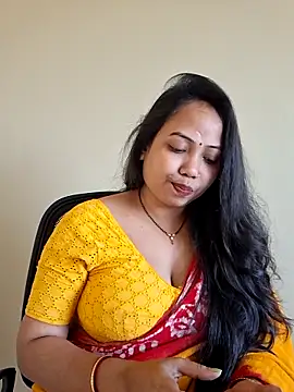 Snapshot of DREAM_GIRL-30 chatting on 02/08/26, 03:43 DREAM GIRL-30 online show from 02/08/26, 03:43