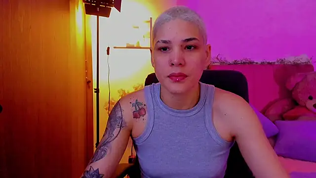 Snapshot of Charlee_pink chatting on 03/29/26, 03:23 Charlee pink online show from 03/29/26, 03:23