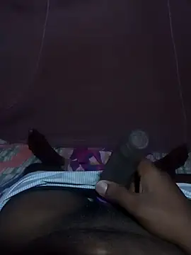 Snapshot of walkollanew99 chatting on 02/07/25, 06:13 walkollanew99 online show from 02/07/25, 06:13