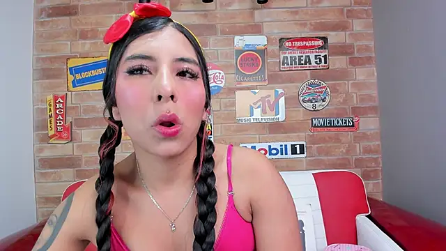 miss  allison online show from 09/23/25, 11:02