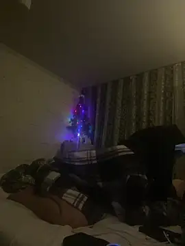 Kisasex1010 online show from 12/18/25, 09:32