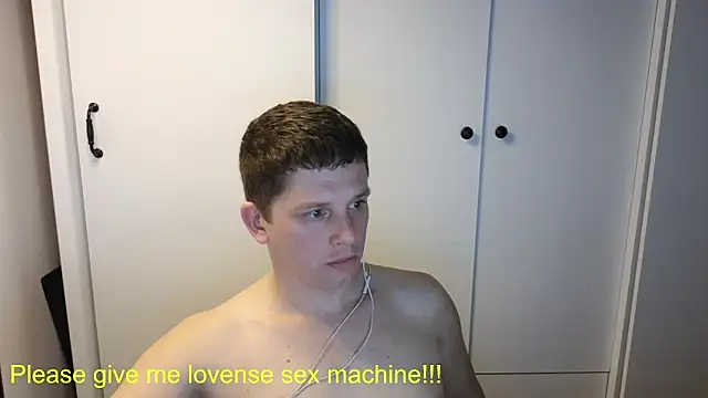 BigL0ve online show from 04/25/26, 02:14