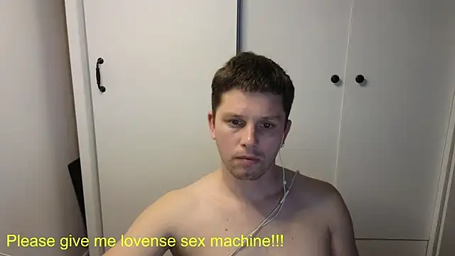 BigL0ve online show from 05/11/26, 03:29