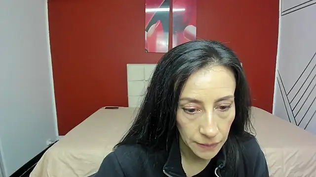 Abrillee1 online show from 02/06/25, 07:29