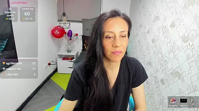 Snapshot of Abrillee1 chatting on 03/08/25, 10:34 Abrillee1 online show from 03/08/25, 10:34