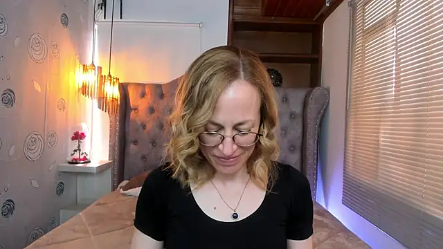 Snapshot of SammySanders chatting on 02/08/25, 03:10 SammySanders online show from 02/08/25, 03:10