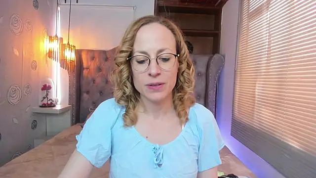 Snapshot of SammySanders chatting on 02/21/25, 04:59 SammySanders online show from 02/21/25, 04:59