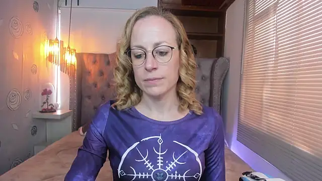 Snapshot of SammySanders chatting on 02/27/25, 05:04 SammySanders online show from 02/27/25, 05:04