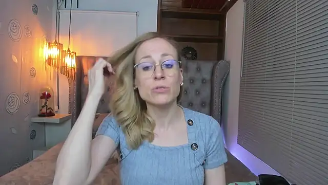 Snapshot of SammySanders chatting on 03/21/25, 11:12 SammySanders online show from 03/21/25, 11:12