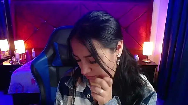 Julietacollins06 online show from 05/13/26, 01:08
