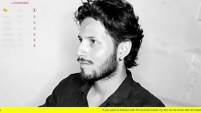 Snapshot of Nicholasrodrii chatting on 02/20/25, 01:57 Nicholasrodrii online show from 02/20/25, 01:57