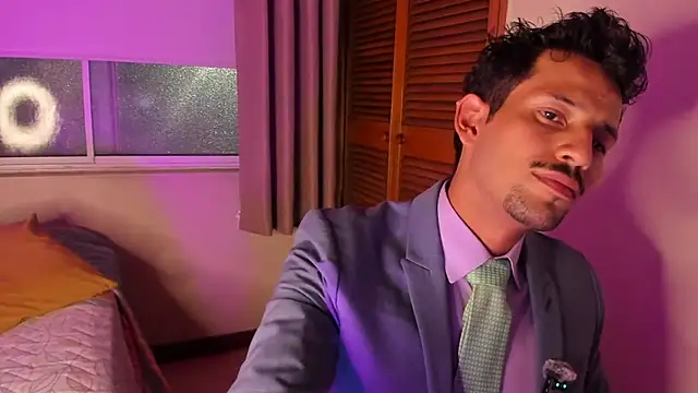 Nicholasrodrii online show from 02/10/26, 12:04