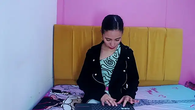 Snapshot of angelinabrookcm101 chatting on 12/10/24, 01:22 angelinabrookcm101 online show from 12/10/24, 01:22