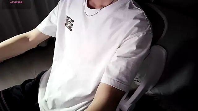 FEIYU001 online show from 12/28/24, 11:52