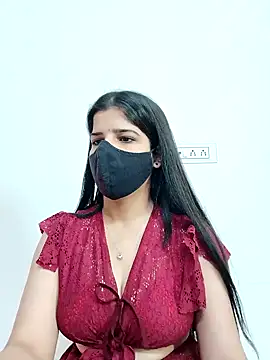 Snapshot of aaliya_bhattt chatting on 12/12/24, 05:20 aaliya bhattt online show from 12/12/24, 05:20