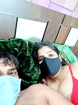 Snapshot of aaliya_bhattt chatting on 12/16/24, 05:11 aaliya bhattt online show from 12/16/24, 05:11