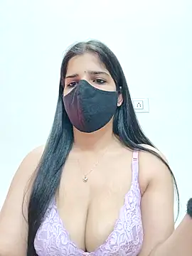 Snapshot of aaliya_bhattt chatting on 12/26/24, 08:42 aaliya bhattt online show from 12/26/24, 08:42