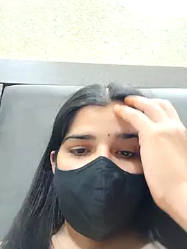 Snapshot of aaliya_bhattt chatting on 03/07/25, 05:49 aaliya bhattt online show from 03/07/25, 05:49