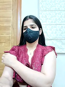 Snapshot of aaliya_bhattt chatting on 03/18/25, 12:25 aaliya bhattt online show from 03/18/25, 12:25