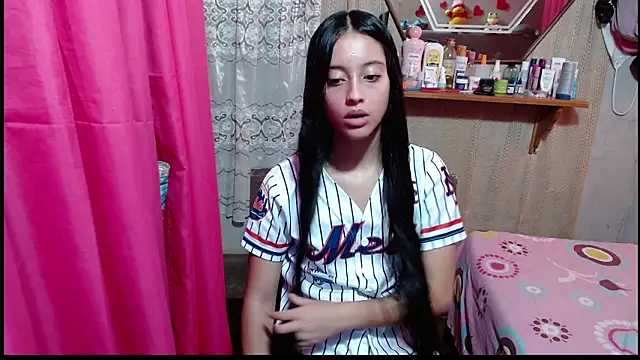 Snapshot of Lunawillis chatting on 03/14/26, 08:25 Lunawillis online show from 03/14/26, 08:25