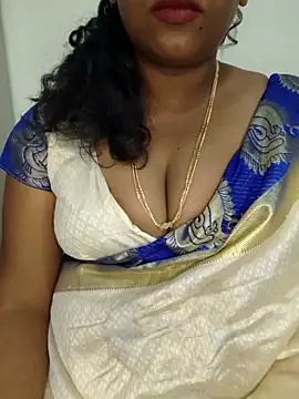 Snapshot of Sexy_Ammu_Telugu chatting on 03/01/25, 04:00 Sexy Ammu Telugu online show from 03/01/25, 04:00