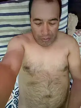 Snapshot of Piter1022 chatting on 02/12/26, 10:05 Piter1022 online show from 02/12/26, 10:05