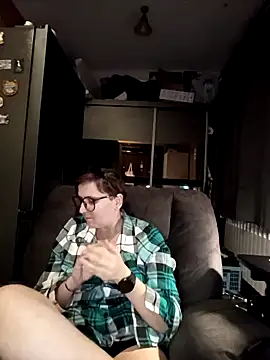 Snapshot of Marie1992PL chatting on 02/02/25, 04:00 Marie1992PL online show from 02/02/25, 04:00