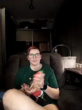 Snapshot of Marie1992PL chatting on 02/07/25, 04:03 Marie1992PL online show from 02/07/25, 04:03