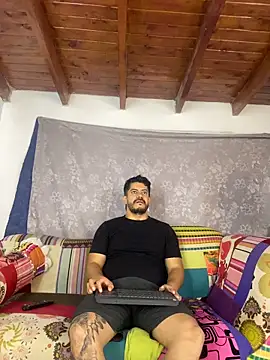 AndresSmith   online show from 06/07/26, 05:38