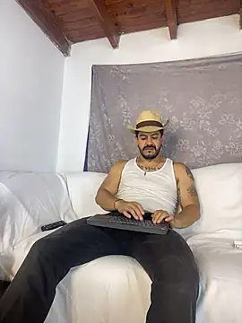 AndresSmith   online show from 06/14/26, 06:43