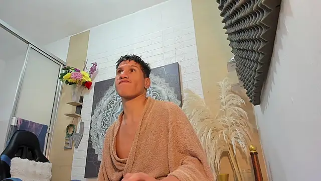 Snapshot of nakedfoam1 chatting on 02/01/26, 02:37 nakedfoam1 online show from 02/01/26, 02:37