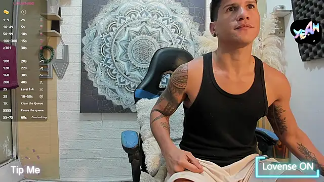 Snapshot of nakedfoam1 chatting on 02/18/26, 04:08 nakedfoam1 online show from 02/18/26, 04:08