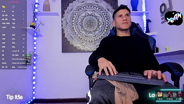 Snapshot of nakedfoam1 chatting on 03/28/26, 01:27 nakedfoam1 online show from 03/28/26, 01:27