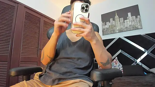 Snapshot of nakedfoam1 chatting on 03/29/26, 04:45 nakedfoam1 online show from 03/29/26, 04:45