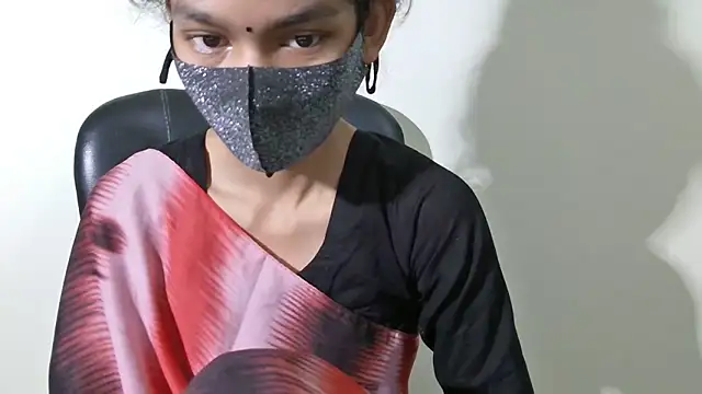 Srabontii online show from 05/18/26, 04:24