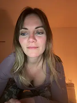 Snapshot of Milla__one chatting on 01/13/25, 05:12 Milla  one online show from 01/13/25, 05:12