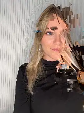 Snapshot of Milla__one chatting on 09/09/25, 12:59 Milla  one online show from 09/09/25, 12:59