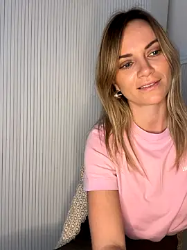 Milla  one online show from 11/28/25, 10:29