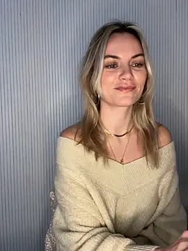 Snapshot of Milla__one chatting on 01/14/26, 01:28 Milla one online show from 01/14/26, 01:28