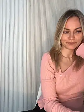 Snapshot of Milla__one chatting on 03/12/26, 08:42 Milla one online show from 03/12/26, 08:42