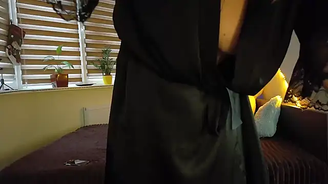 Denny Brenda online show from 02/05/25, 07:39