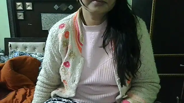 Snapshot of couplesuni chatting on 12/19/25, 03:13 couplesuni online show from 12/19/25, 03:13