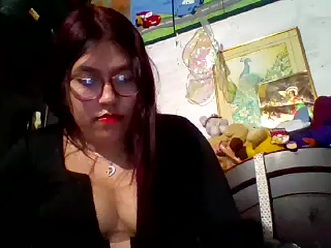 dafne19  online show from 02/17/25, 03:47