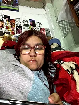 dafne19  online show from 09/19/25, 04:47