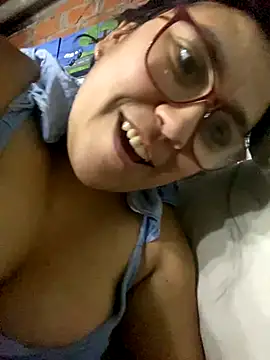 dafne19  online show from 11/26/25, 03:51