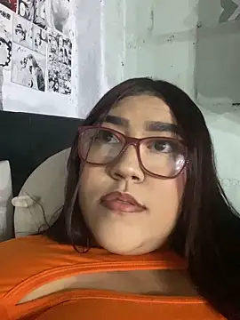 dafne19  online show from 12/21/25, 05:14