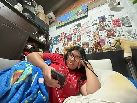 dafne19  online show from 05/14/26, 03:24
