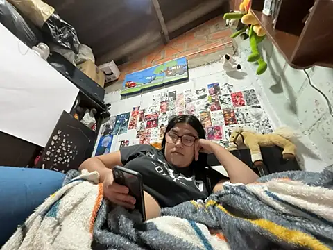dafne19  online show from 06/22/26, 02:46