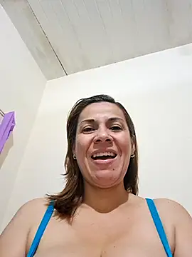 Zaralu  online show from 02/02/25, 12:09