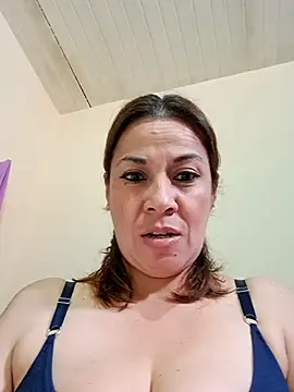 Zaralu  online show from 10/11/25, 07:23